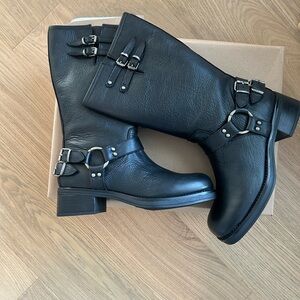 Steve Madden Astor Boot